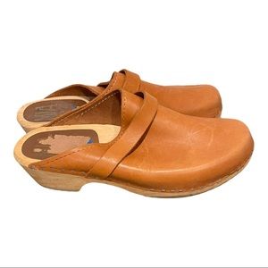 Mia clogs made in Sweden size 8.5
